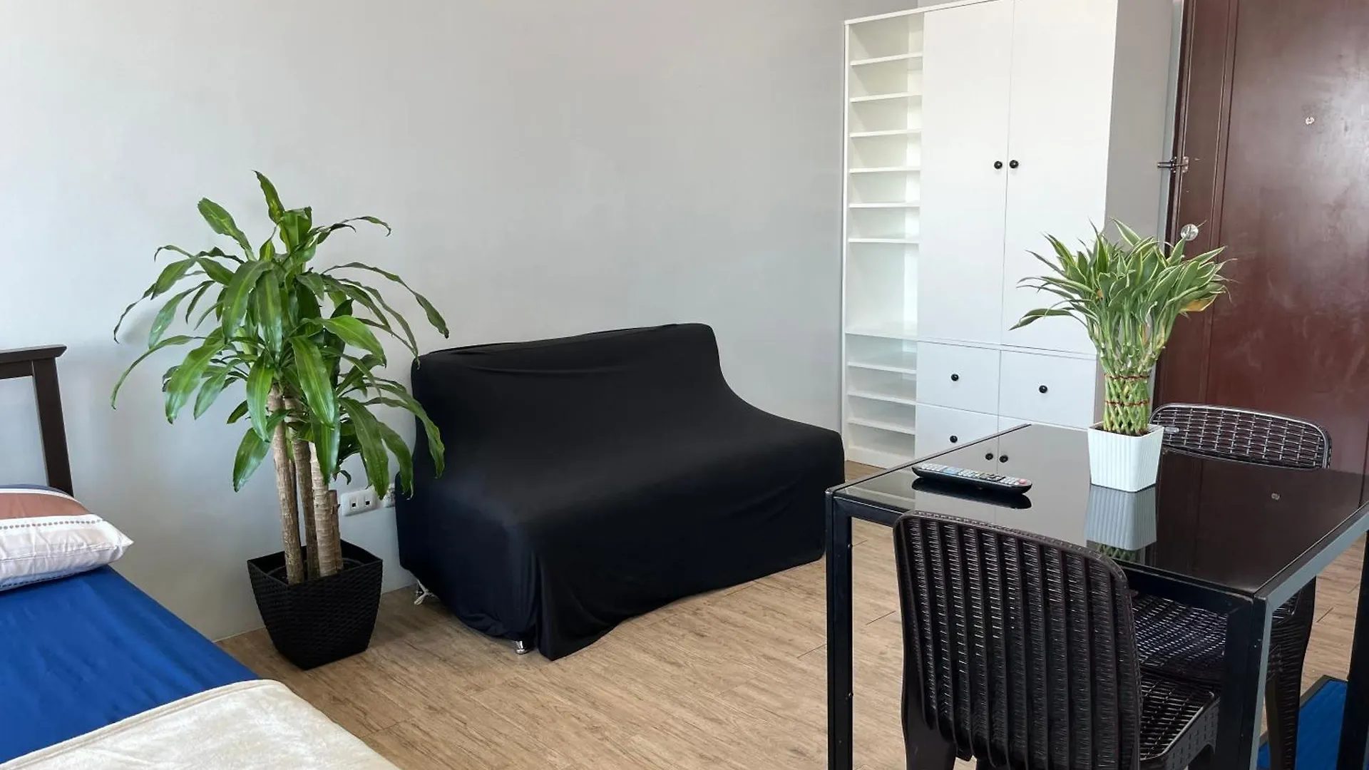 Studio Getaway In Alabang At Anuva Residences Taguig Philippines