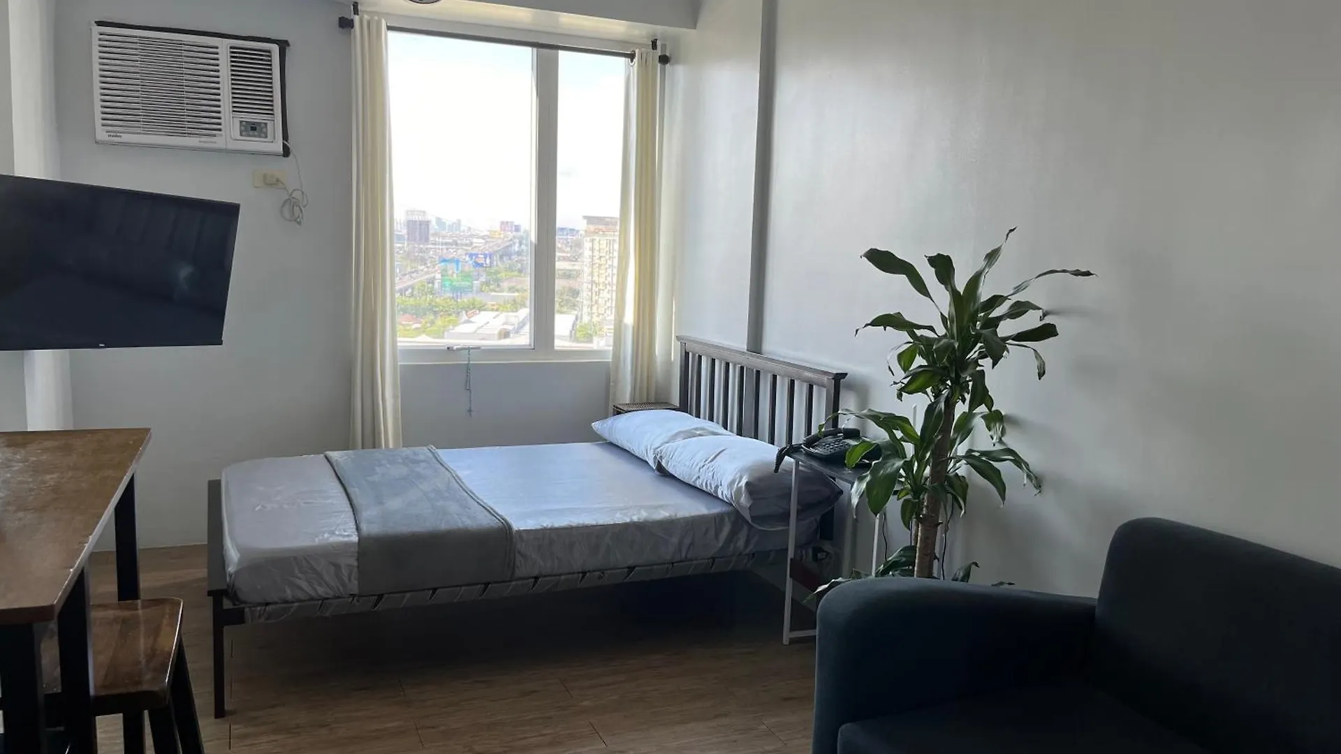 Studio Getaway In Alabang At Anuva Residences Taguig Aparthotel