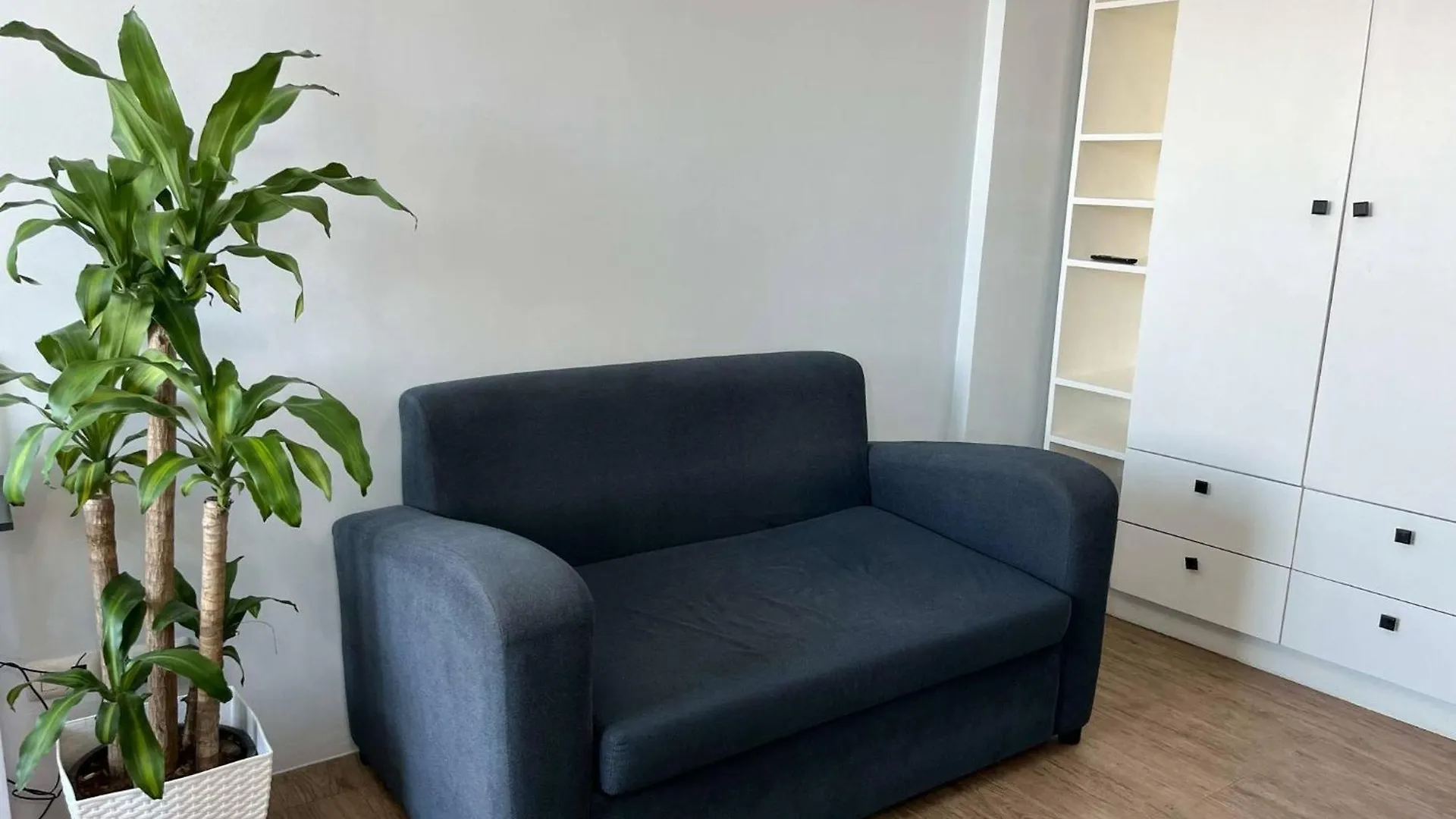 Aparthotel Studio Getaway In Alabang At Anuva Residences Taguig